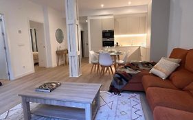 Churruca Apartment With Terrace